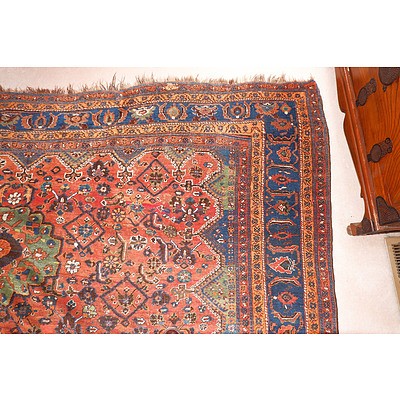 Fine Semi-Antique Persian Qashqai Carpet