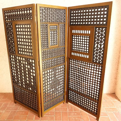 Impressive Middle Eastern Moresque Three Fold Screen with Turned Latticework