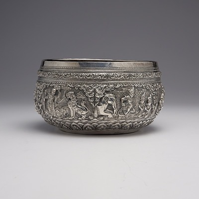 Burmese .9999 Silver Ceremonial Bowl with Heavy Repousse Decoration, 346g