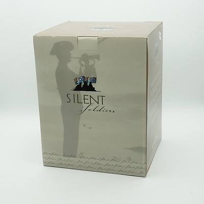 Limited Edition Gibson Cast Resin Silent Soldiers, Shoulder to Shoulder Figure, 501/5000