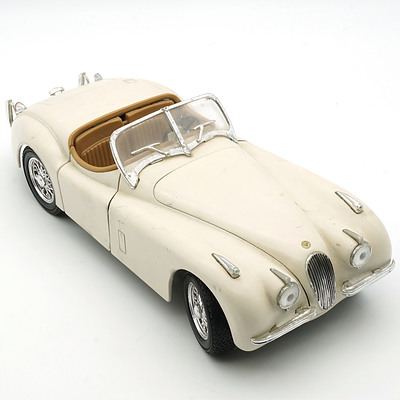 Ertl 1:18 1948 Jaguar XK-120