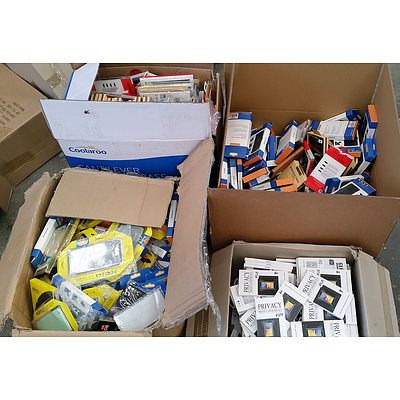 Bulk Pallet Lot Of Mixed Iphone And Samsung Cases