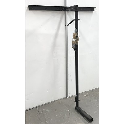 Hills 225kg Heavy Duty Game Hitch - RRP Over $350 - Brand New