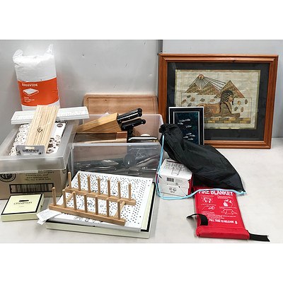 Lot of Homewares, Decorations & Household Goods