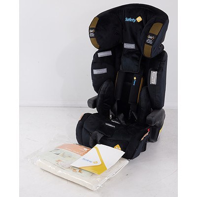 Safety 1st Custodian Plus II Harnessed Booster with Little Ewe Padded Car Seat