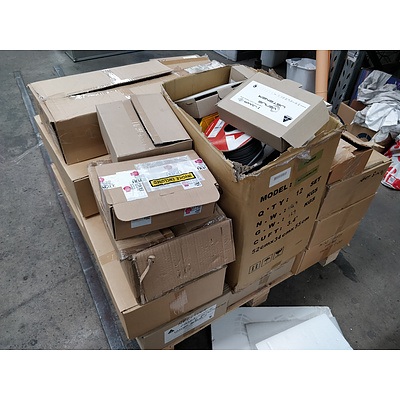 Bulk lot of assorted AV accessories and electrical & circuitry equipment