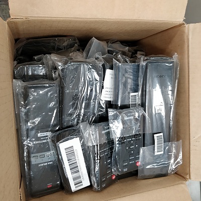 Lot Of 4 Boxes - IT Equipment