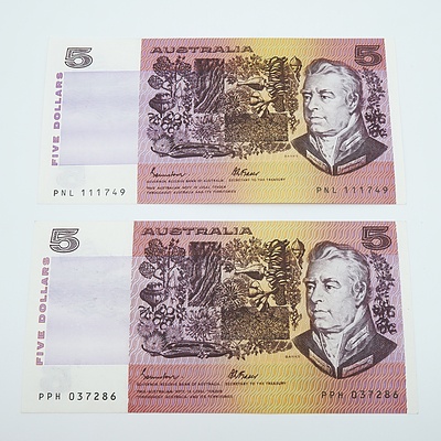 2 x 1985 Australian Five Dollar Banknotes - Uncirculated