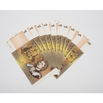 10 x 1982 Australian One Dollar Banknotes - Johnston/Stone - Uncirculated and Consecutively Numbered