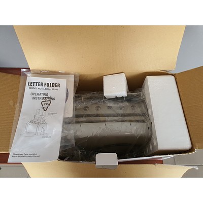 LEDAH 10540 Manual Paper/Letter Folder - New - RRP $280