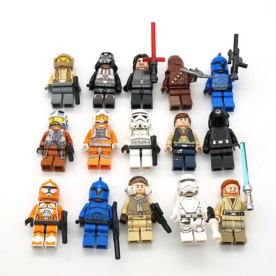 Fifteen Star Wars Lego Figures, Including Obi Wan, Kylo Ren, and More 