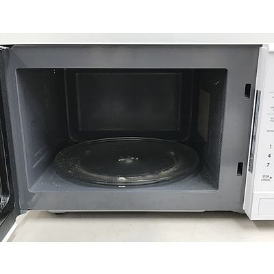 Sharp 1100W Microwave Oven