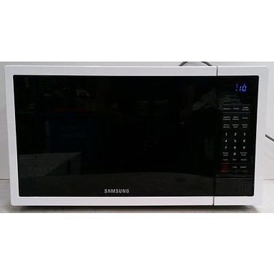 Samsung ME6124W 1000W Microwave Oven
