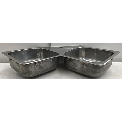 Dual Corner Sink