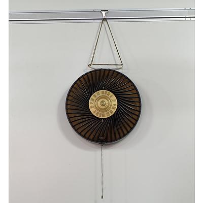 Vintage Toshiba Fan Radio