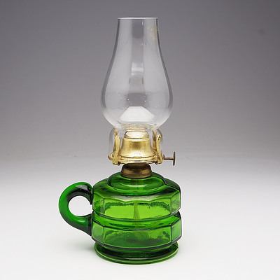 Green Faceted Glass Finger Oil Lamp