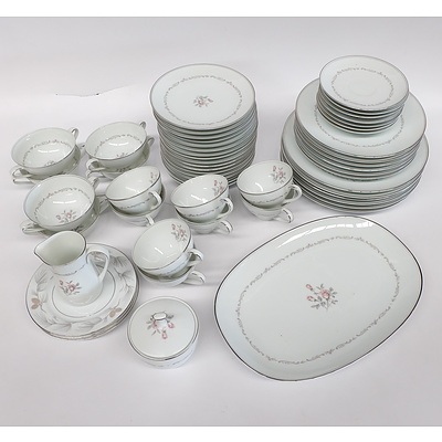 53 Piece Noritake China Dinner Service made in Japan