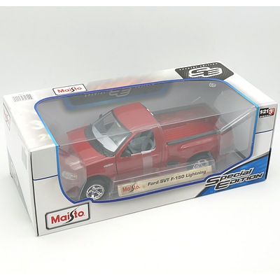 Brand New Maisto Special Edition 1:18 Diecast Ford SVT F-150 Lighting
