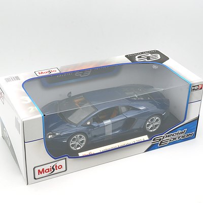 Brand New Maisto Special Edition 1:18 Diecast Lamborghini Aventador LP 700-4
