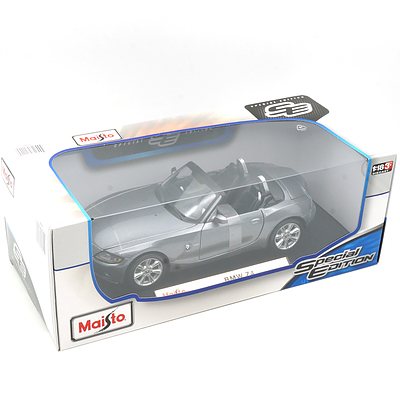 Brand New Maisto Special Edition 1:18 Diecast BMW Z4