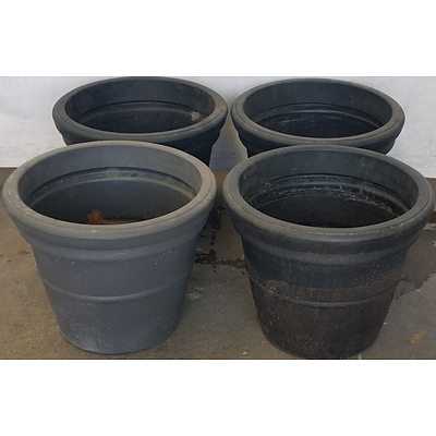 Heavy Duty 45cm Plastic Pots - Lot of Four