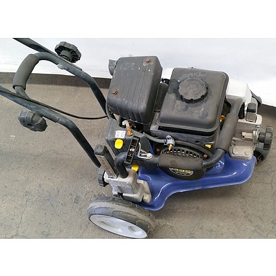 Victa Tornado 4 Stroke Lawn Edger