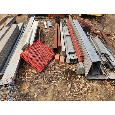 Lot 161 - Assorted Metal Building Materials