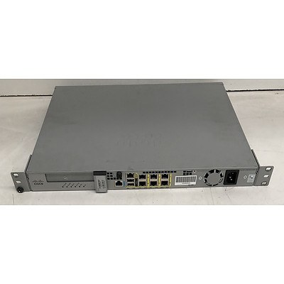Cisco (ASA5515 V01) ASA 5515-X Adaptive Security Appliance