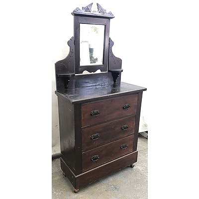 Antique Australian Kauri Pine Duchess Circa 1900