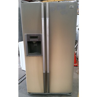 LG GC-L197NIS 567L Side-by-Side Fridge-Freezer