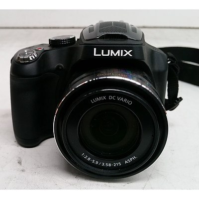 Panasonic Lumix (DMC-FZ70) Digital Camera