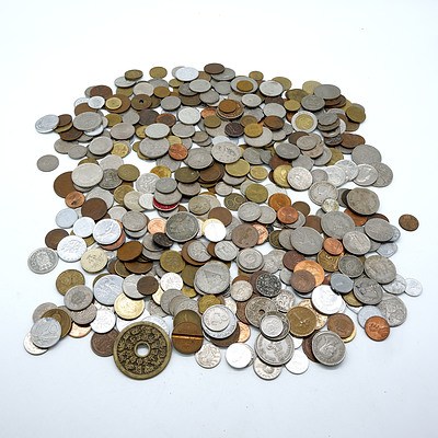 Large Collection Assorted International Coins Approximately 2 kilograms