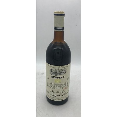 Bottle of Seppelt 1974 Hermitage Cabernet Bin No. EC4 - 750mL
