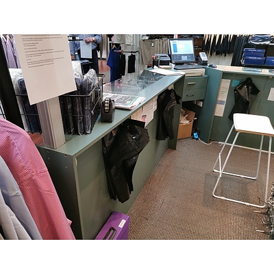 L-Shaped Glass Laminate Reception Counter