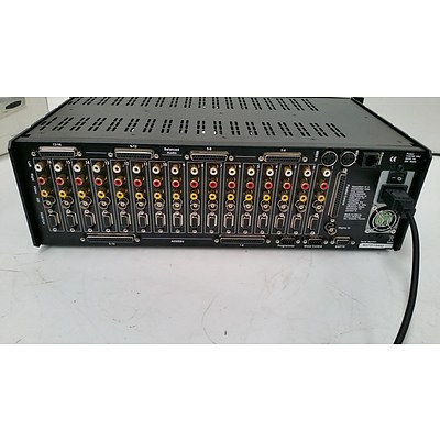 Alcorn McBride Inc. Video Binloop 16 Track Reproducer