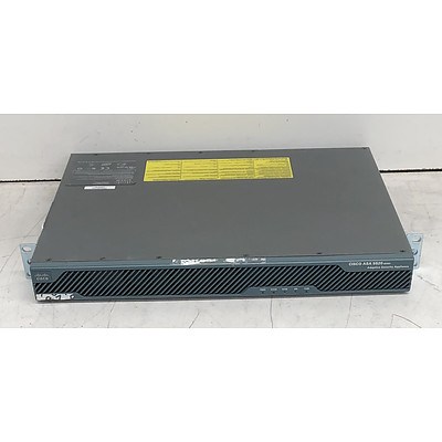 Cisco (ASA5520 V04) ASA 5520 Series Adaptive Security Appliance