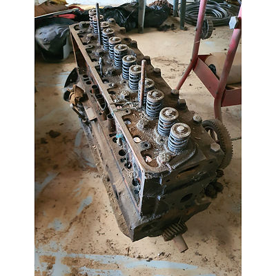 Vintage 2.2L Holden Grey Motor Block