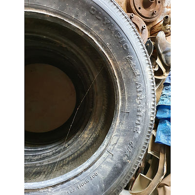 Rare Vintage Olympic Air-Ride C64 5.60-15 Ply Tyres - Set of 5 - New