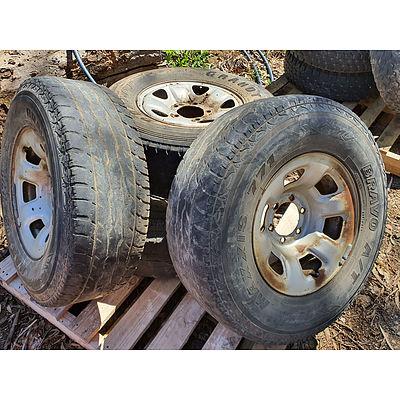 Lot 144 - Nissan 16" Six Stud Wheels - Set of 4