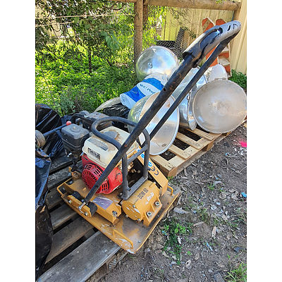 Lot 181 - 2013 Lifan BDM60 68kg 5.5hp Compactor