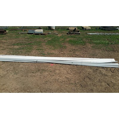 Lot 20 - 25mm PVC Electrical Conduits & Refrigeration Drain Pipes