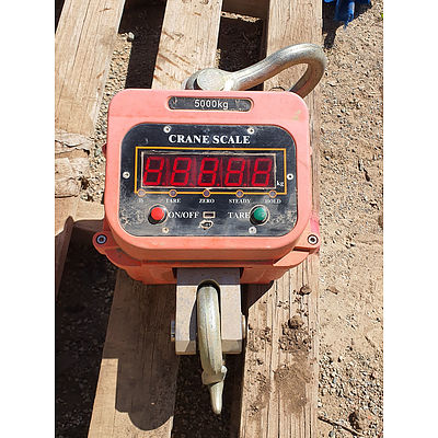 Lot 212 - 5000kg Crane Scale