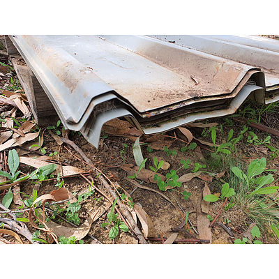 Lot 226 - Green Fence Panels - Lot of 12