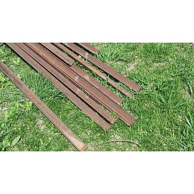 Lot 29 - Assorted Lot of Angle Iron