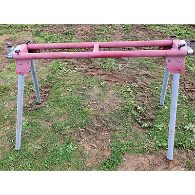 Lot 52 - Workzone Mitre Saw Stand