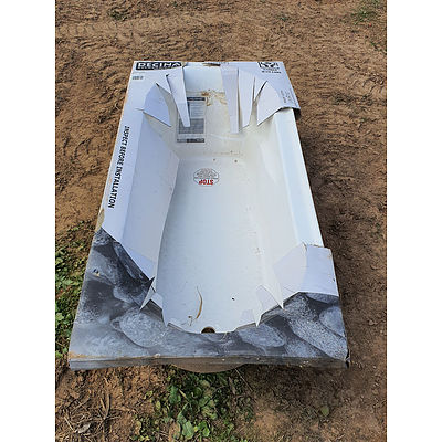 Lot 72 - Decina Aztex 1520 Bath - New