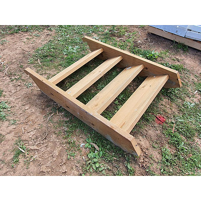 Lot 76 - Wilmaplex Step Tread