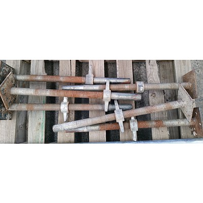 Building Frame Supports and Acrow Prop