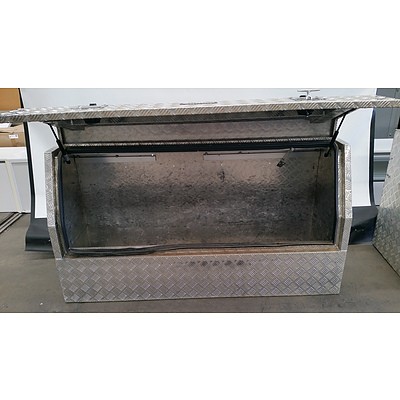 Rhino Ute Tool Box