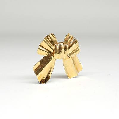 18ct Yellow Gold Bow Brooch with Swivel Lock, 7.3g